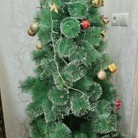 درخت کریسمس  نوک برفی ۱۸۰ سانتی|گل مصنوعی|آستارا, |دیوار