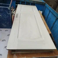 ۵ عدد در اتاق خواب و سرویس بهداشتی