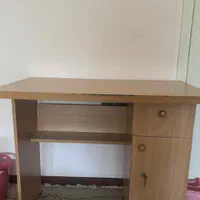 میز تحریر چوبی