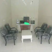 فروش یک ست کامل میز و صندلی اداری