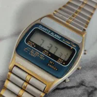 ساعت کامپیوتری قدیمی زنگدار