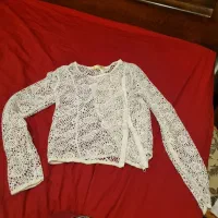 تعدادی لباس نو و استفاده نشده و  شده برای فروش