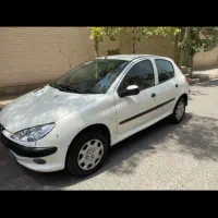 جویای کار با پژو‌۲۰۶ تیپ ۵ مدل بالا