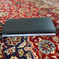 تلویزیون و میز و دی وی دی و ضبط