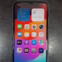 گوشی آیفون ۱۱ معمولی