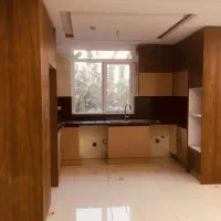 سازنده مطمئن شما/مشارکت در ساخت، حتی در بحران