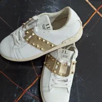 کتونی ولنتینو اصل ایتالیا|کیف، کفش، کمربند|رباط‌کریم, نصیرشهر|دیوار