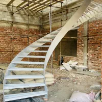 پله گرد دوبلکس