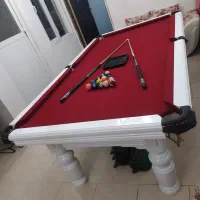 میز بیلیارد هشت فوت نو هستش فقط نصب شده تمام چوب