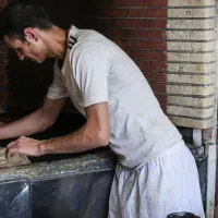 نانوایی ناخن زن