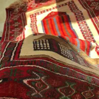 انواع فرش و کوسن های دستباف