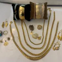 طلا و جواهر