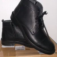 بوت چرم تبریز|کیف، کفش، کمربند|شاهین‌شهر, اقبال لاهوری|دیوار