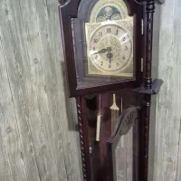 ساعت ایستاده با پاندول متحرک و هشدار هر ساعت