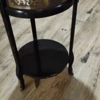 میز گرد چوبی