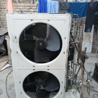 کندانسور TCL نیاز به موتر داره و برد وفن
