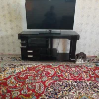ال ای دی ۴۲ اینچ ایکس ویژن درحد و کم کار و میز