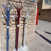 چوب لباسی رنگ زرشکی