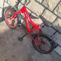 دوتا دوچرخه سایز ۱۶ هردو یه سایز هستن