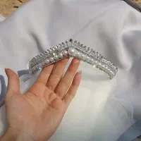 تاج عروسک