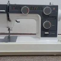 چرخ خیاطی یاسمین مدل ۳۹۳ نو همره کارتن