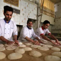 نیاز به یک نفر نیروی کار در نانوایی(خمیر گیر)