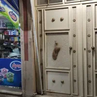 دوطبقه تجاری روبه‌روی اداره تامین‌اجتماعی