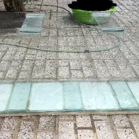 آکواریوم یک متر در ۳۰ سانت کفش ترک خورده