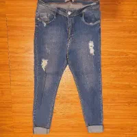 تعدادی شلوار دخترانه سایز نوجوان|لباس|رشت, آتشگاه|دیوار