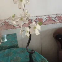 گلدان گل وگل