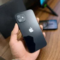 آیفون 12 آکبند