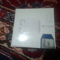 aripods 2. MV7N2RU/A