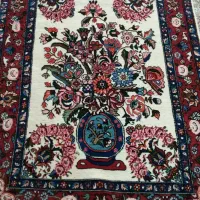 قالی بختیاری|فرش|اصفهان, برازنده|دیوار