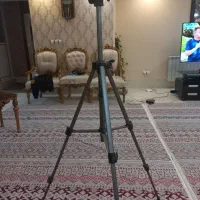 سه پایه دوربین عکاسی