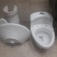 روشویی و توالت فرنگی