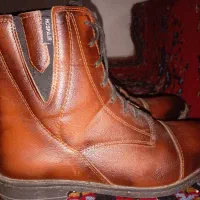 نیم بوت