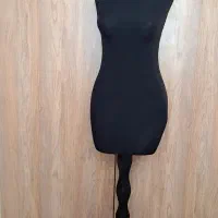 مانکن پلاستیکی با پایه چوبی