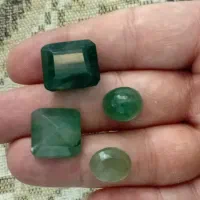 چهارعدد زمرد درشت معدنی و درشت و خوشرنگ افغان