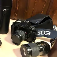 Canon EOS 1000 دوربینی کلاسیک، کارآمد و کلکسیونی|دوربین عکاسی و فیلم‌برداری|تهران, نیاوران|دیوار