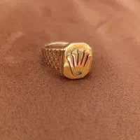 انگشتر رولکس|بدلیجات|ری, شهادت|دیوار