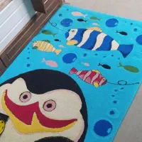 فرش کودک در حد نو