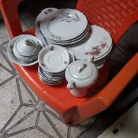 دیس و بشقاب و نعلبکی وکاسه و قندان قدیمی