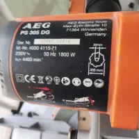 فارسی بر آاگ ۳۰۵