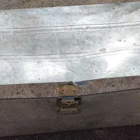 صندوقچه فلزی