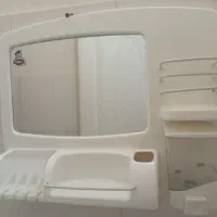 آینه سرویس بهداشتی