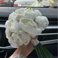دسته گل عروس پیونی