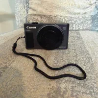 دوربین کنون