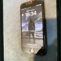 گوشی ایفون SE2020