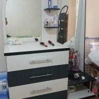 میز آرایش ام دی اف