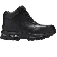 کفش(بوت)ارجینال چرم طبیعی برند ACG NiKE درحد نو ۴۶